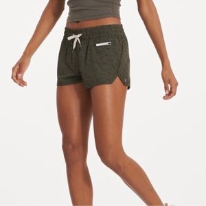 Vuori Clementine Shorts Oregano Slub Green Elastic Waist Lined M